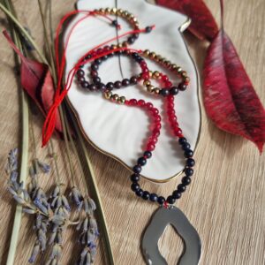 Alien Goddess necklace in red